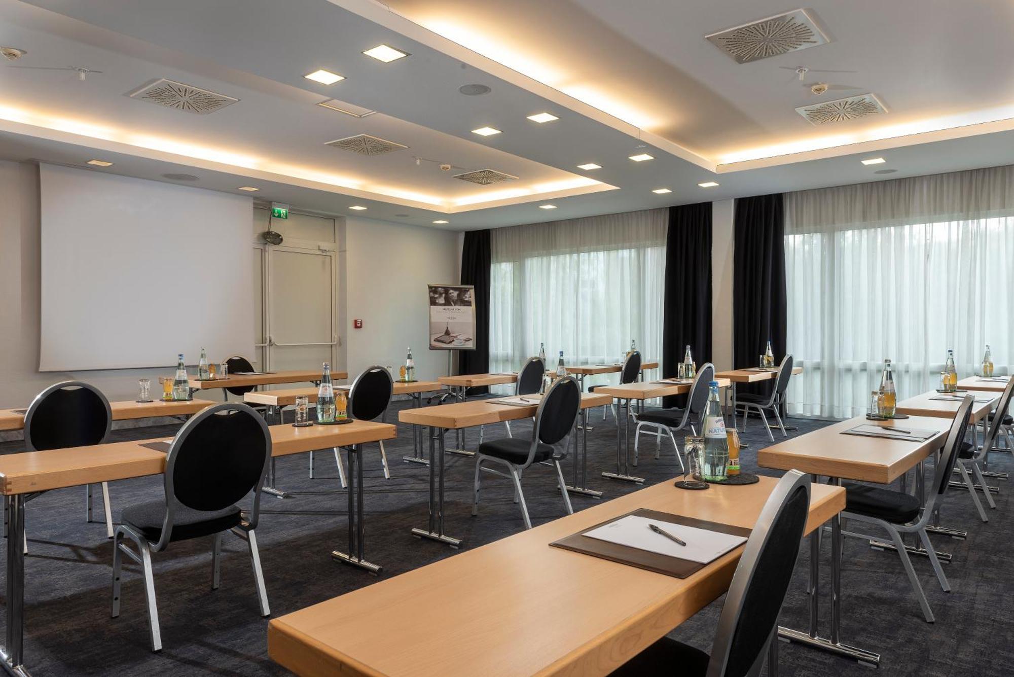 Mercure Hotel Duesseldorf Sued Eksteriør bilde